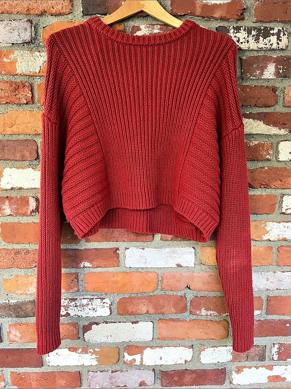 Cozy KENDALL & KYLIE terracotta Knit Cropped Sweater Size M Baddie